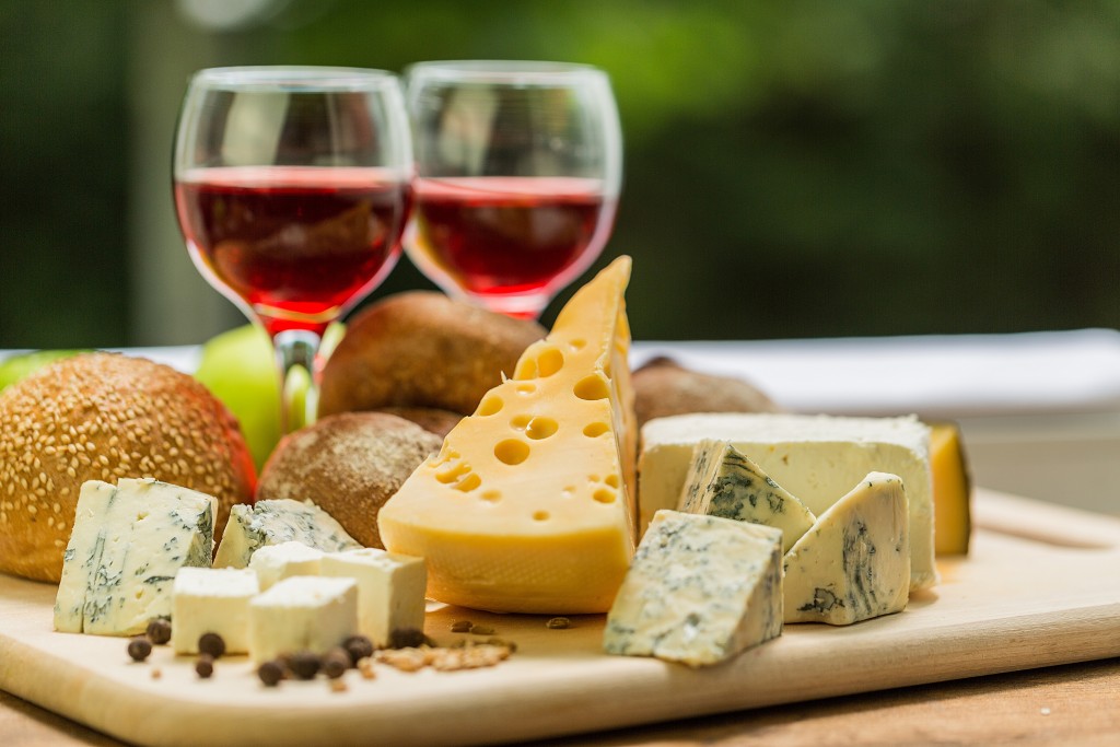 red wine and cheese board