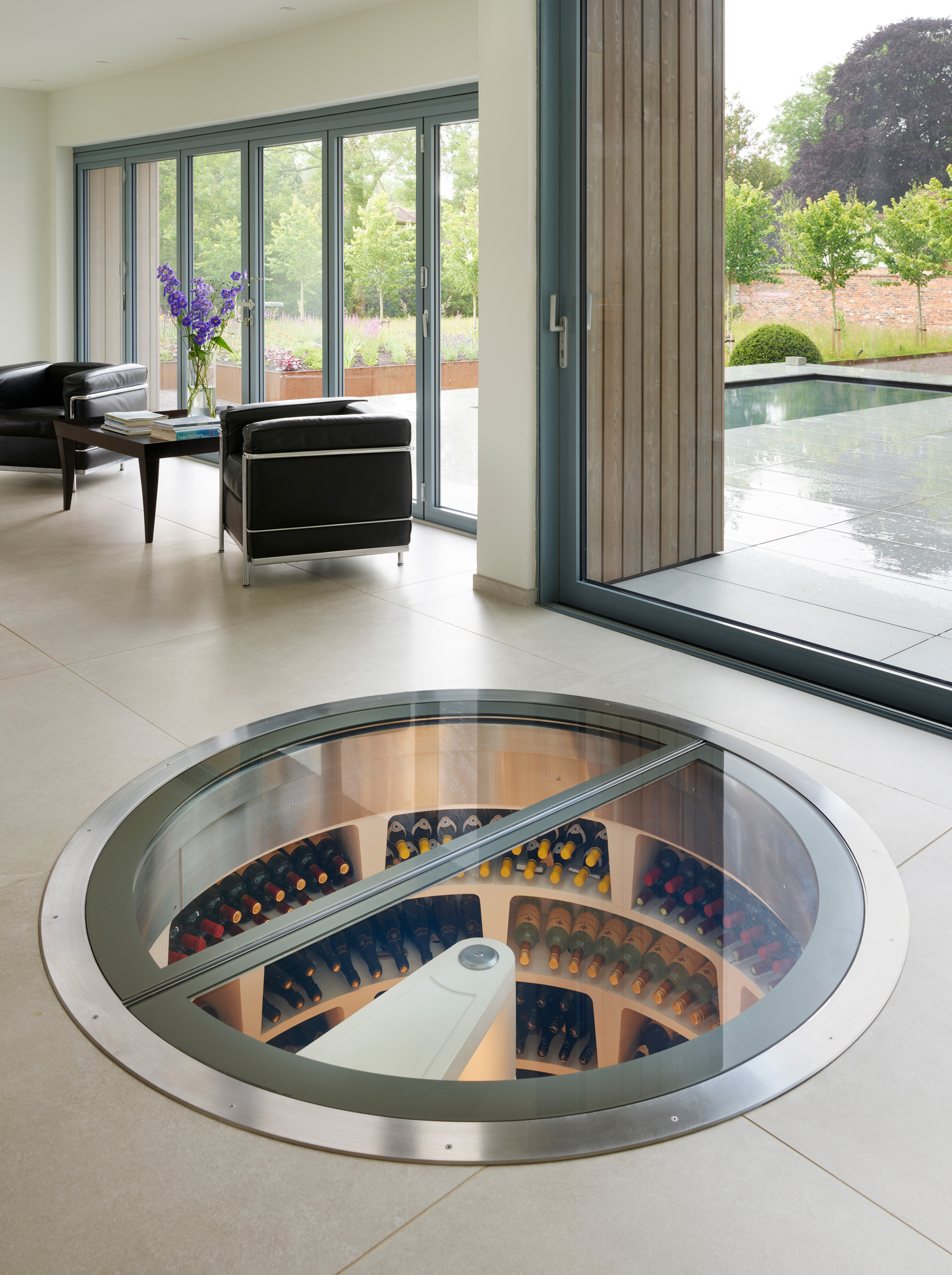 DC4116-014_1911x2560